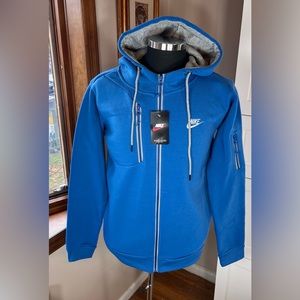 Nike Fleece Tech Suit: Sky Blue Comfort in Large